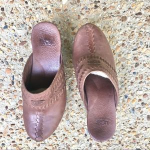 Ugg Vivica Leather Wood Brown Hippie Clogs Mules Size 6